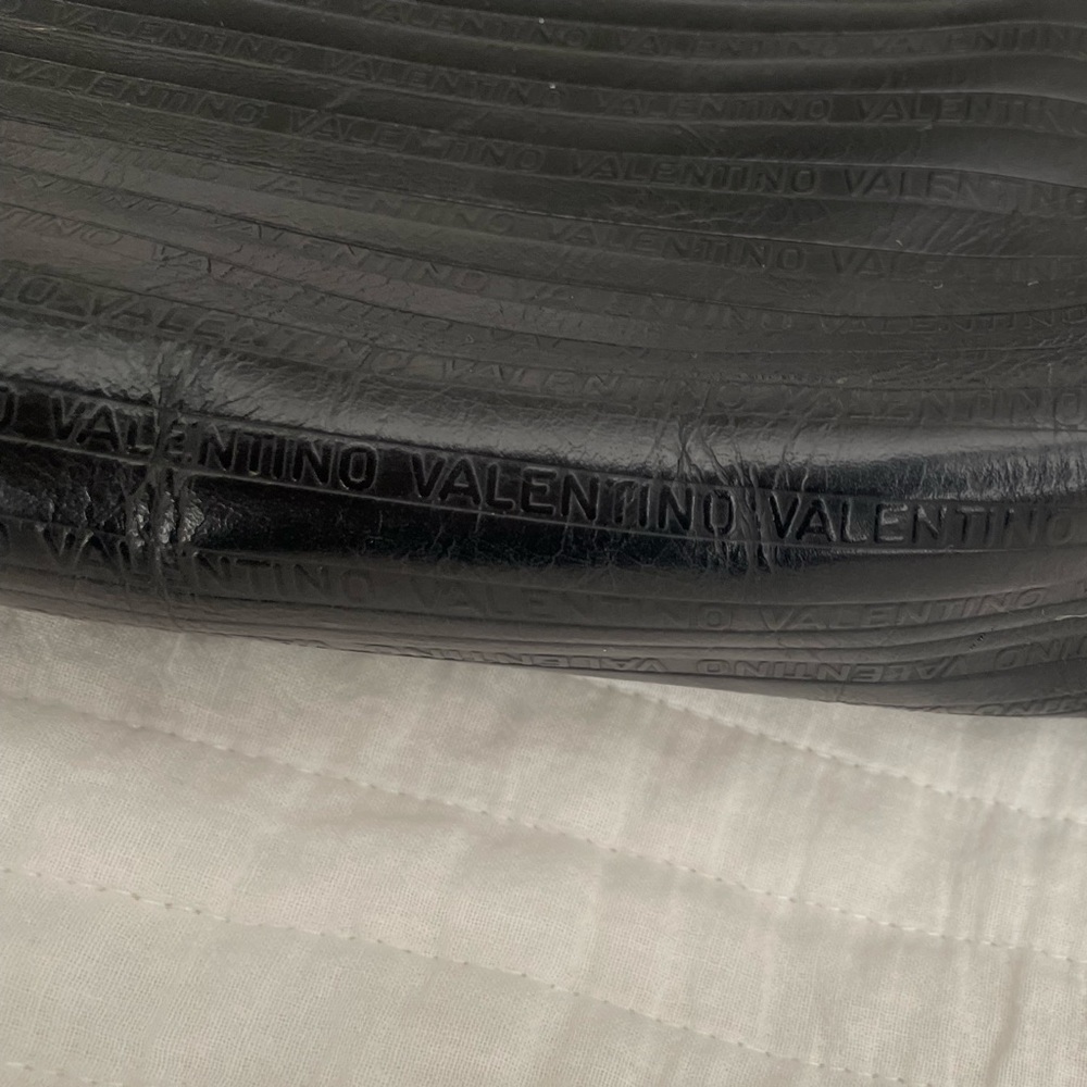 SOLD ‼️Vintage Valentino Clutch - Picture 14 of 14